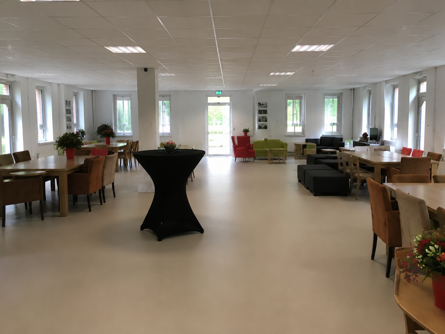 Design gietvloer voor kantorencomplex