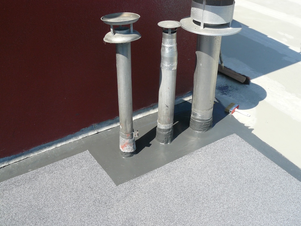 Renovatie van het betonnen dakterras van Camping de Berken te Borger