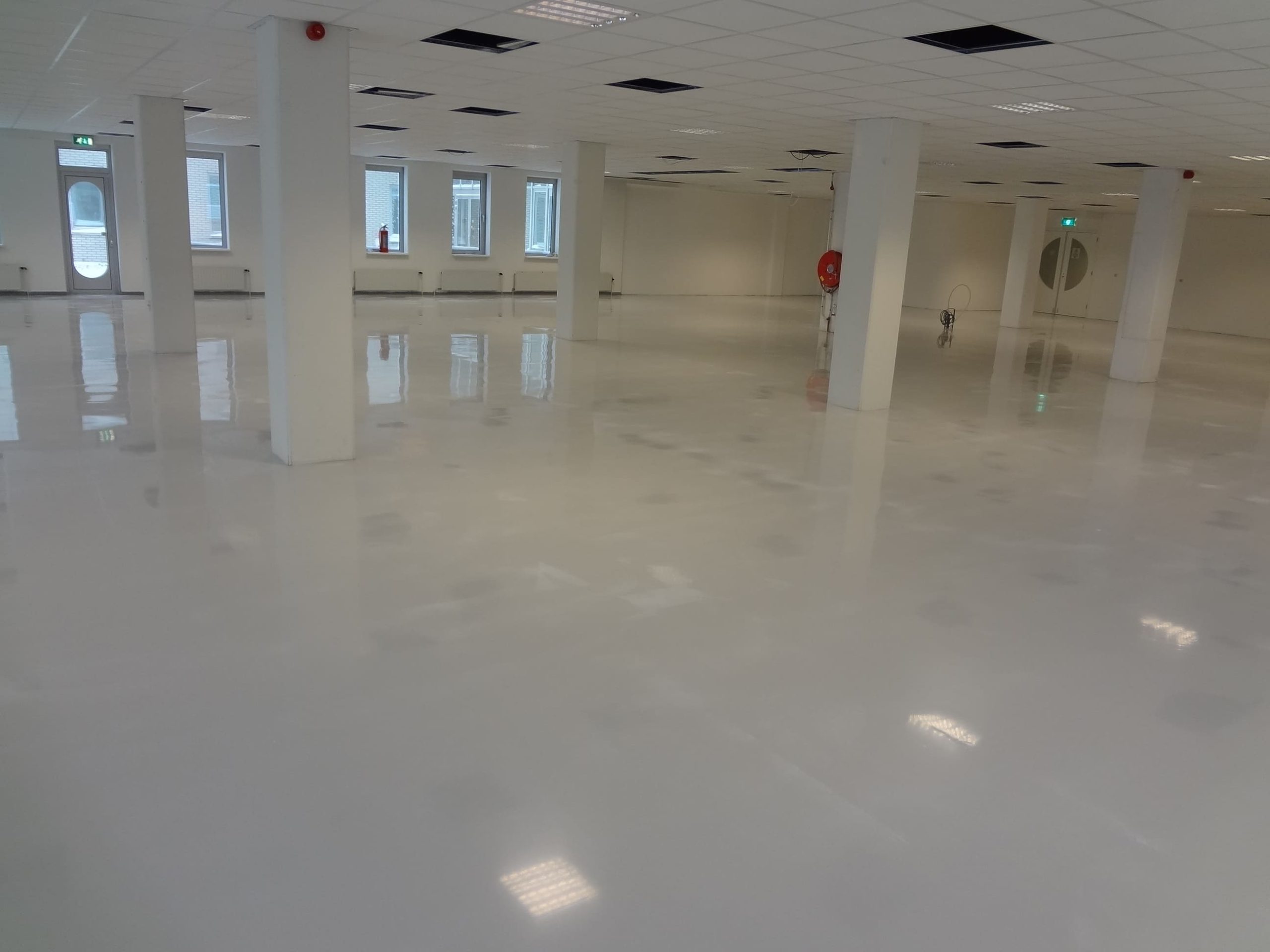 Design gietvloer voor kantorencomplex